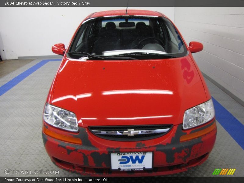 Victory Red / Gray 2004 Chevrolet Aveo Sedan