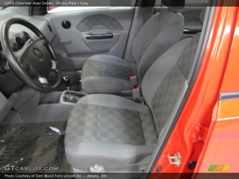 Victory Red / Gray 2004 Chevrolet Aveo Sedan