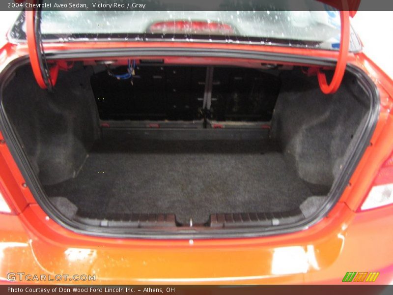 Victory Red / Gray 2004 Chevrolet Aveo Sedan