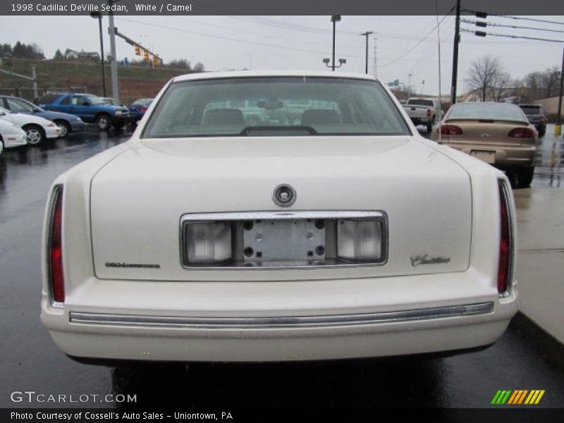 White / Camel 1998 Cadillac DeVille Sedan