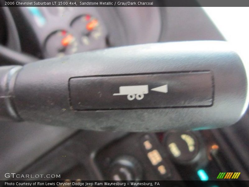 Sandstone Metallic / Gray/Dark Charcoal 2006 Chevrolet Suburban LT 1500 4x4