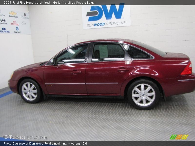 Merlot Metallic / Pebble Beige 2005 Ford Five Hundred Limited