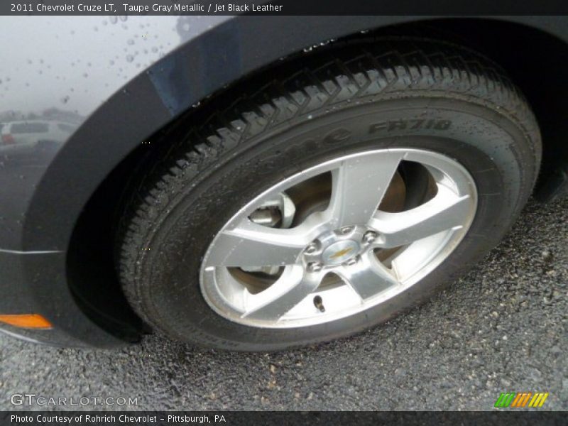 Taupe Gray Metallic / Jet Black Leather 2011 Chevrolet Cruze LT