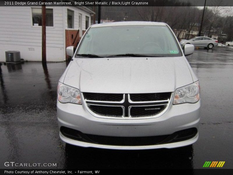 Bright Silver Metallic / Black/Light Graystone 2011 Dodge Grand Caravan Mainstreet