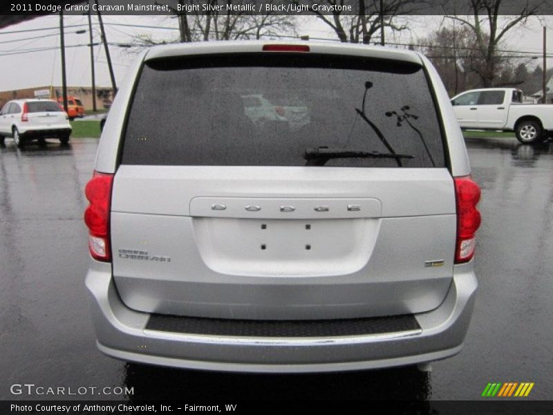 Bright Silver Metallic / Black/Light Graystone 2011 Dodge Grand Caravan Mainstreet