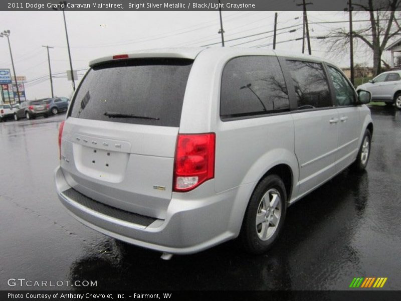 Bright Silver Metallic / Black/Light Graystone 2011 Dodge Grand Caravan Mainstreet