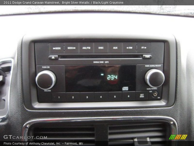 Bright Silver Metallic / Black/Light Graystone 2011 Dodge Grand Caravan Mainstreet