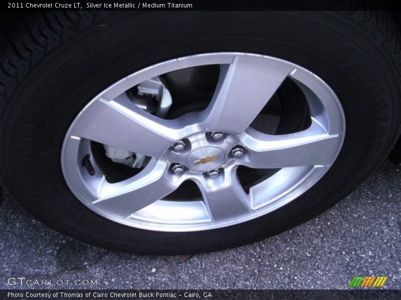 Silver Ice Metallic / Medium Titanium 2011 Chevrolet Cruze LT