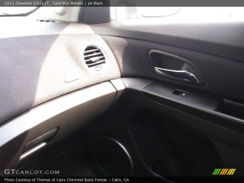 Gold Mist Metallic / Jet Black 2011 Chevrolet Cruze LT