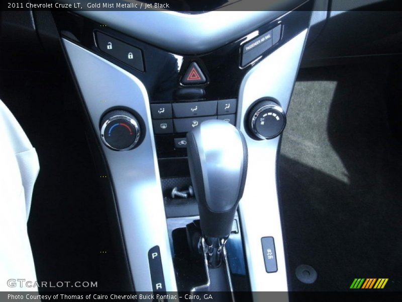 Gold Mist Metallic / Jet Black 2011 Chevrolet Cruze LT