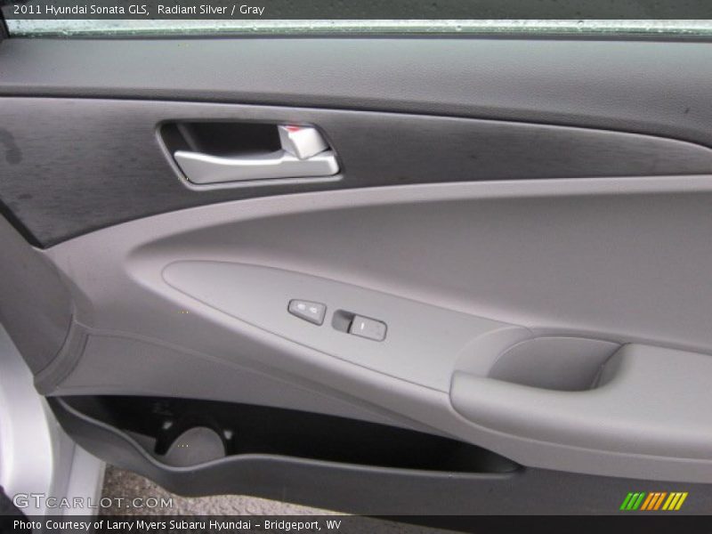 Radiant Silver / Gray 2011 Hyundai Sonata GLS