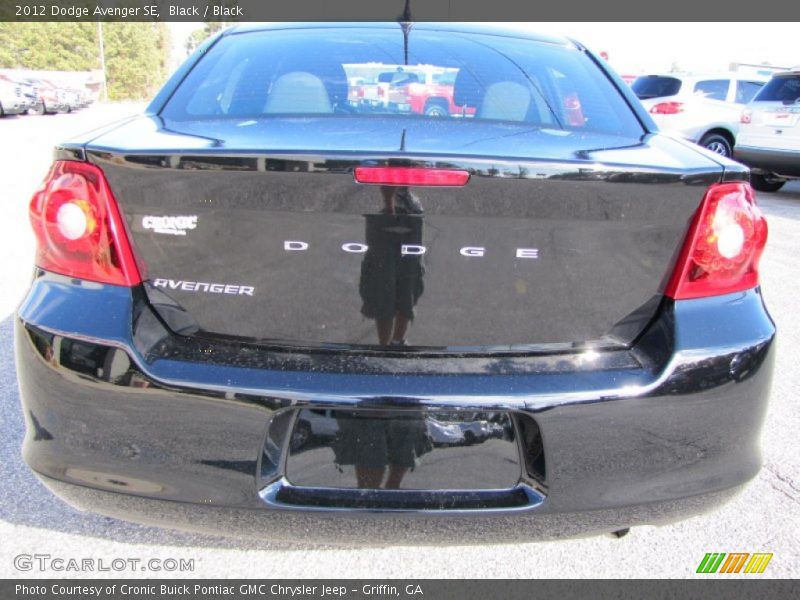 Black / Black 2012 Dodge Avenger SE