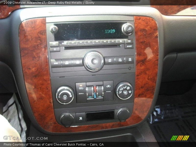 Deep Ruby Red Metallic / Ebony 2009 Chevrolet Avalanche LT