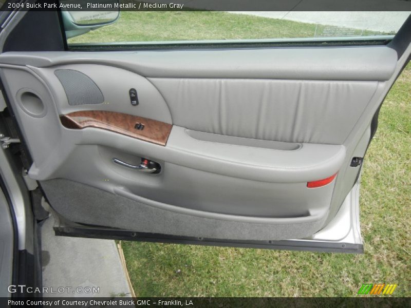 Platinum Metallic / Medium Gray 2004 Buick Park Avenue