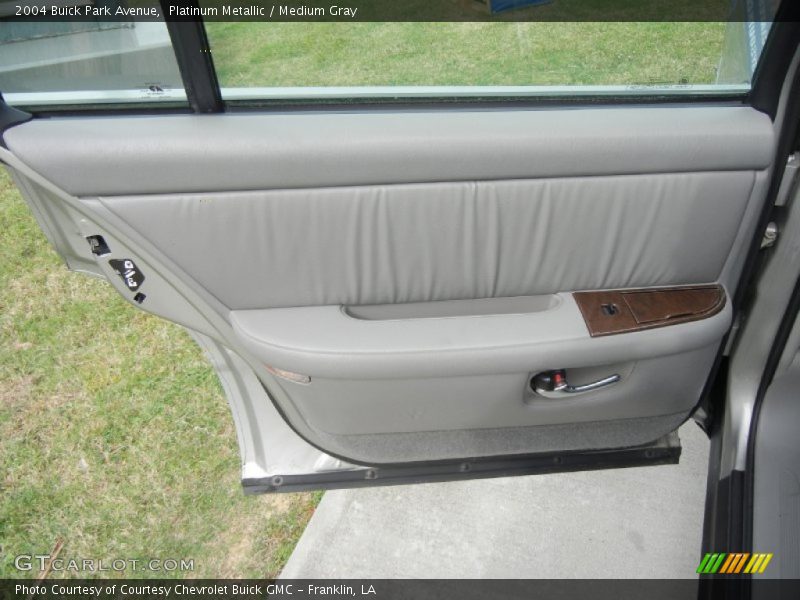 Platinum Metallic / Medium Gray 2004 Buick Park Avenue