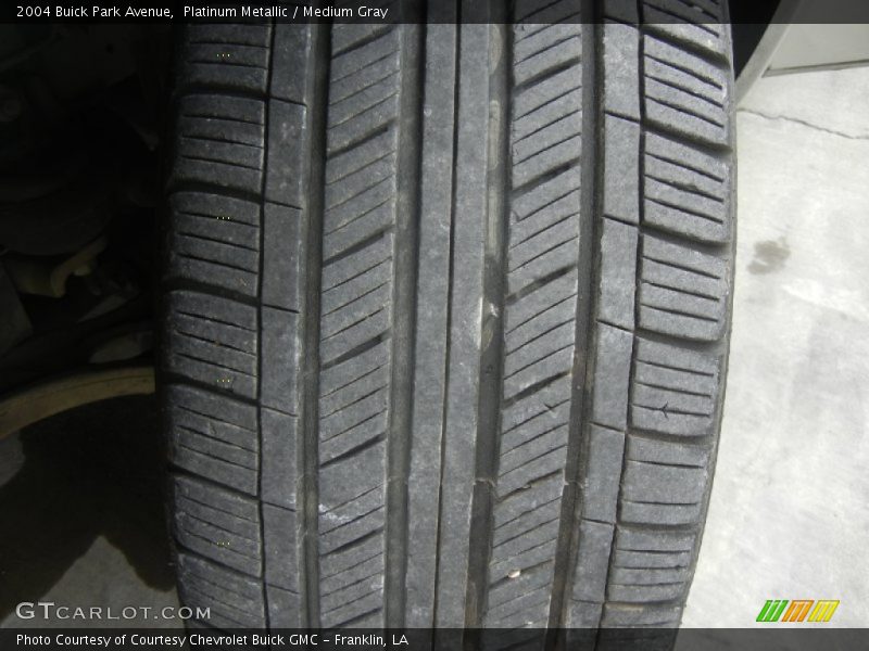 Platinum Metallic / Medium Gray 2004 Buick Park Avenue