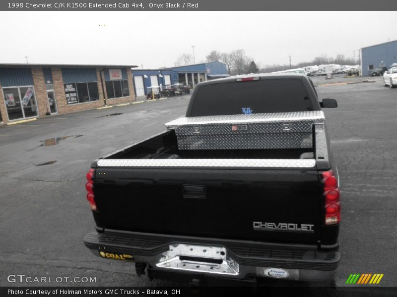 Onyx Black / Red 1998 Chevrolet C/K K1500 Extended Cab 4x4