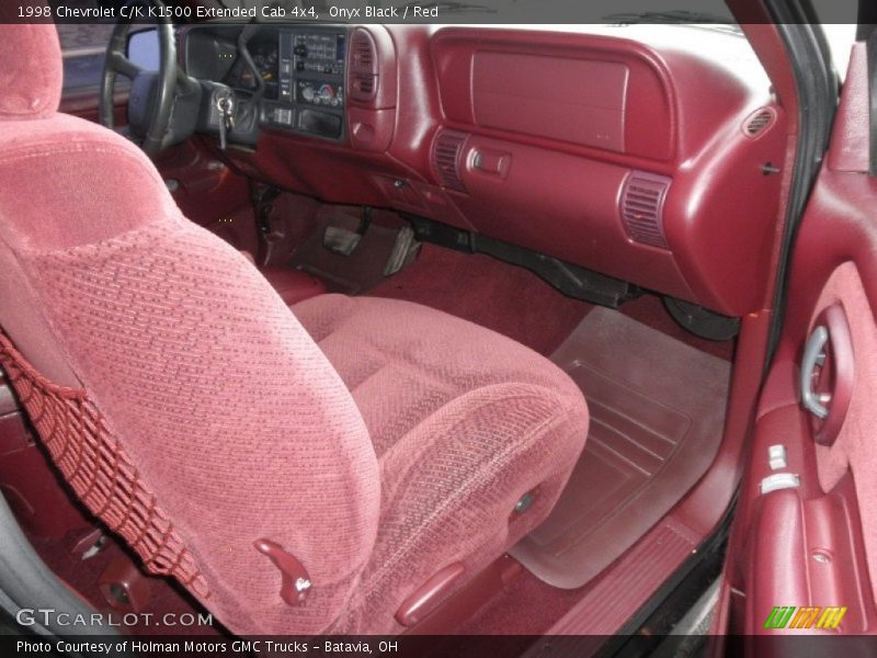 Onyx Black / Red 1998 Chevrolet C/K K1500 Extended Cab 4x4