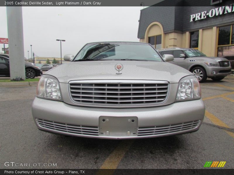 Light Platinum / Dark Gray 2005 Cadillac DeVille Sedan