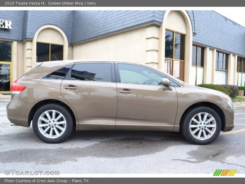 Golden Umber Mica / Ivory 2010 Toyota Venza I4