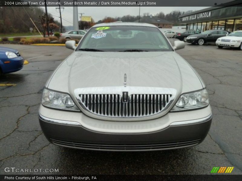 Silver Birch Metallic / Dark Stone/Medium Light Stone 2004 Lincoln Town Car Ultimate