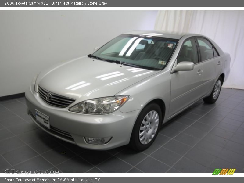 Lunar Mist Metallic / Stone Gray 2006 Toyota Camry XLE