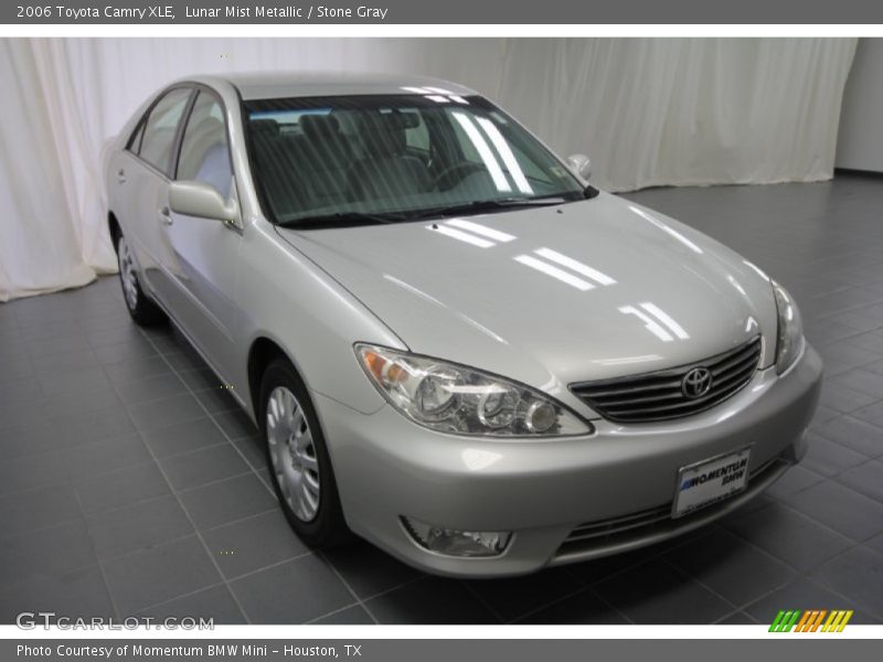 Lunar Mist Metallic / Stone Gray 2006 Toyota Camry XLE