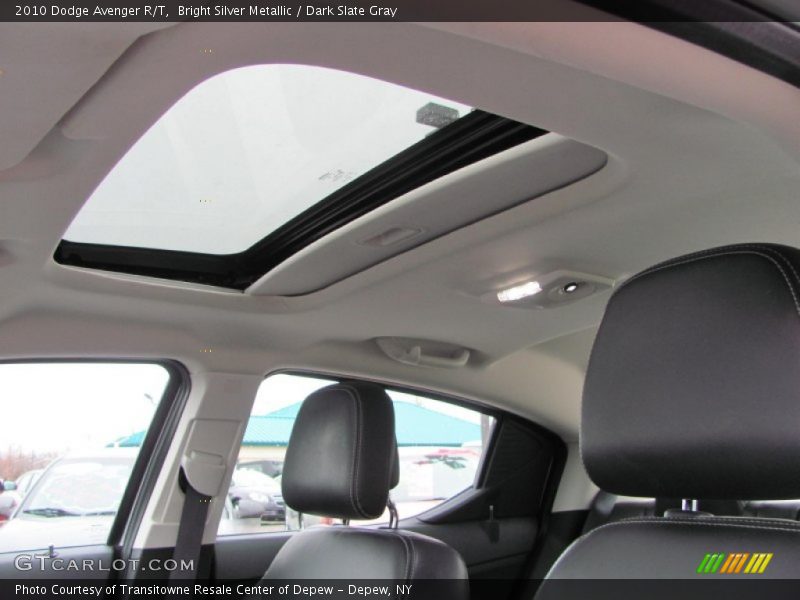 Bright Silver Metallic / Dark Slate Gray 2010 Dodge Avenger R/T