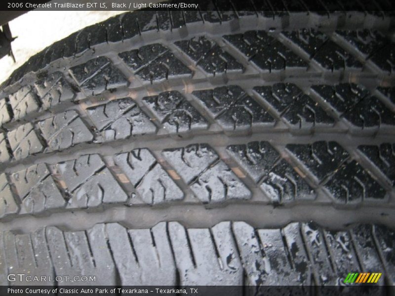 Black / Light Cashmere/Ebony 2006 Chevrolet TrailBlazer EXT LS