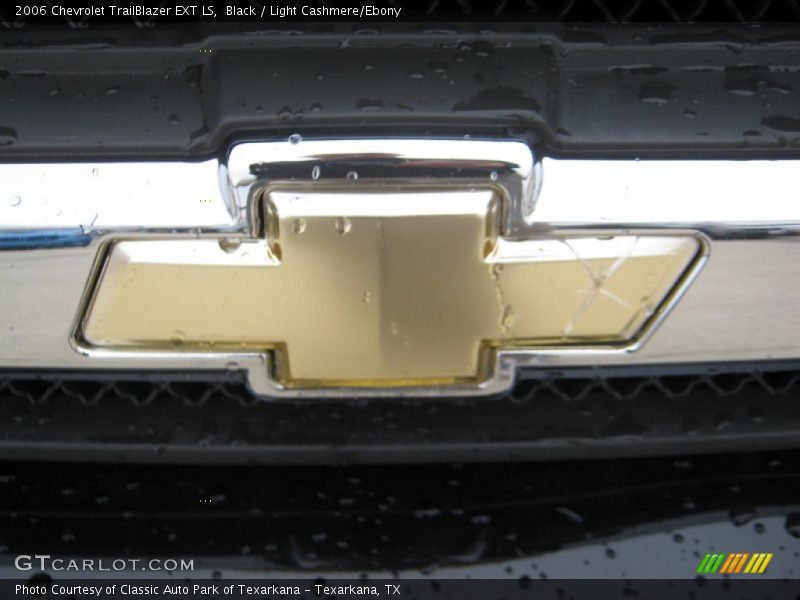 Black / Light Cashmere/Ebony 2006 Chevrolet TrailBlazer EXT LS