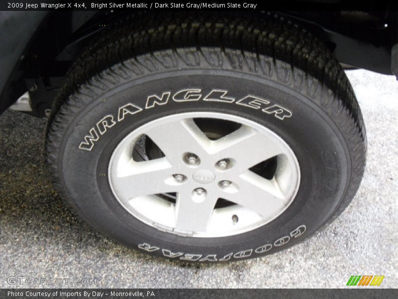 Bright Silver Metallic / Dark Slate Gray/Medium Slate Gray 2009 Jeep Wrangler X 4x4