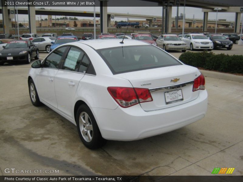Summit White / Jet Black 2011 Chevrolet Cruze LT