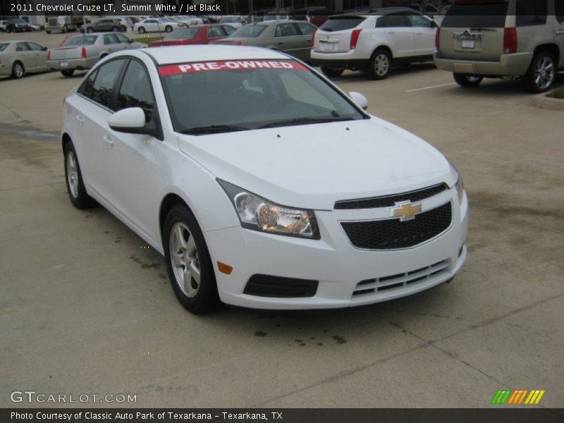 Summit White / Jet Black 2011 Chevrolet Cruze LT