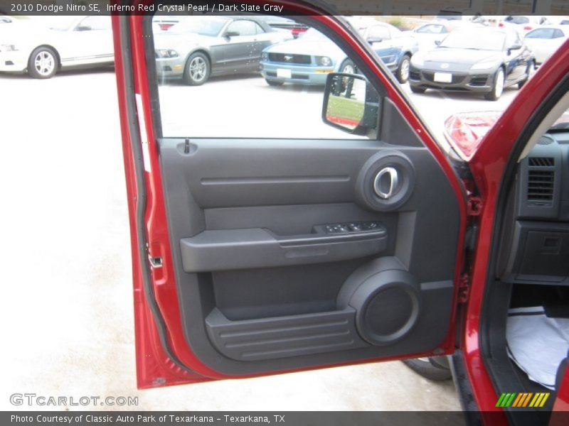 Inferno Red Crystal Pearl / Dark Slate Gray 2010 Dodge Nitro SE