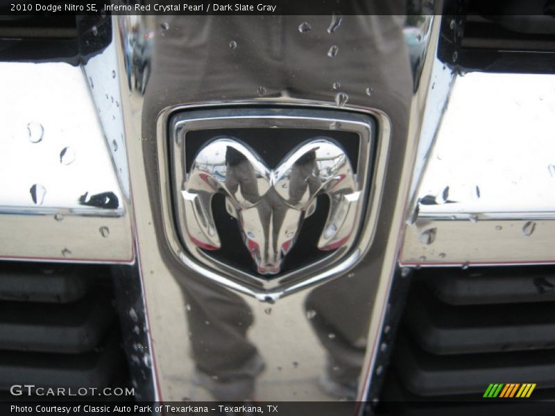 Inferno Red Crystal Pearl / Dark Slate Gray 2010 Dodge Nitro SE