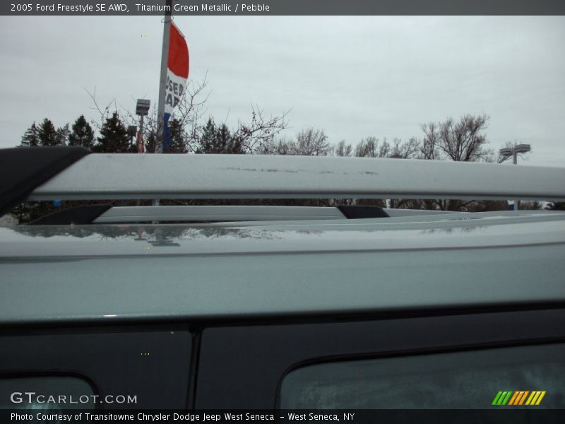 Titanium Green Metallic / Pebble 2005 Ford Freestyle SE AWD