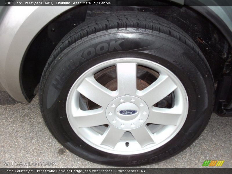  2005 Freestyle SE AWD Wheel