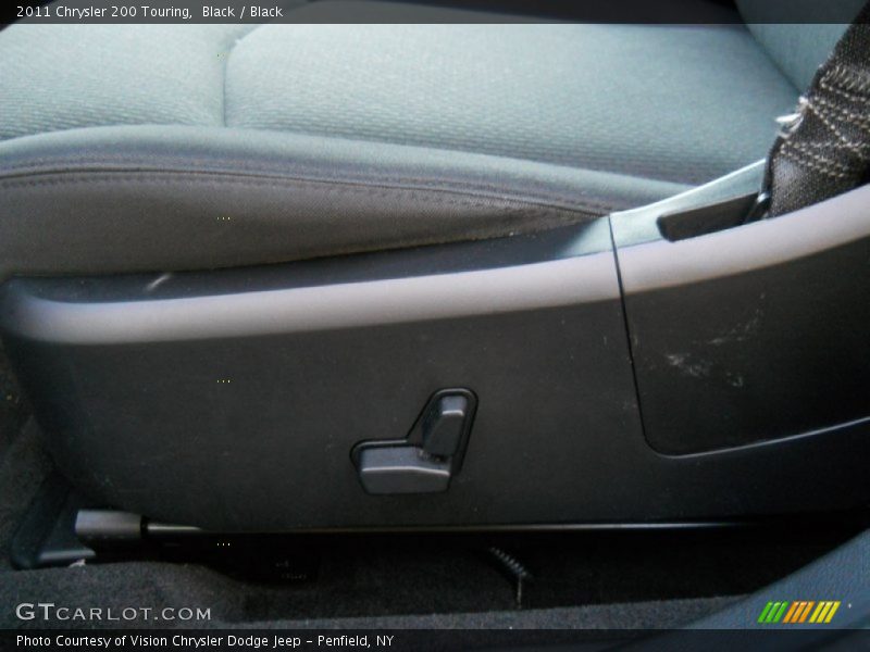 Black / Black 2011 Chrysler 200 Touring