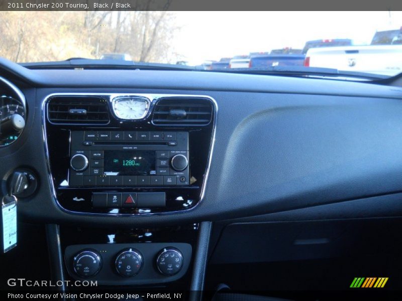 Black / Black 2011 Chrysler 200 Touring