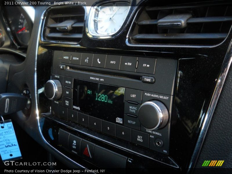 Bright White / Black 2011 Chrysler 200 Touring