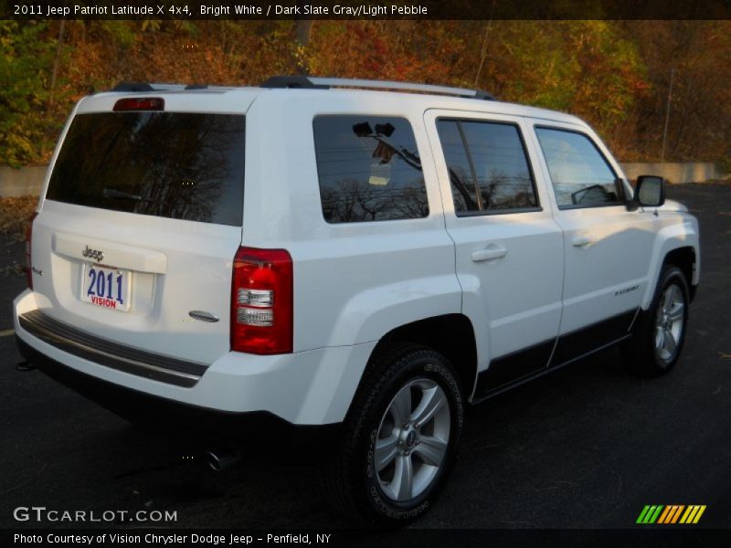 Bright White / Dark Slate Gray/Light Pebble 2011 Jeep Patriot Latitude X 4x4