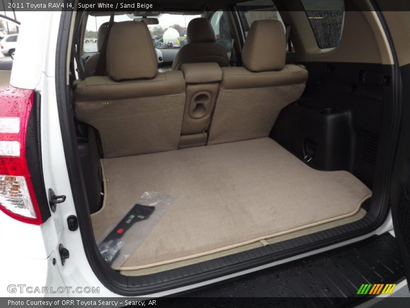 Super White / Sand Beige 2011 Toyota RAV4 I4