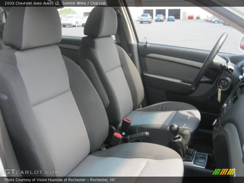Summit White / Charcoal 2009 Chevrolet Aveo Aveo5 LS