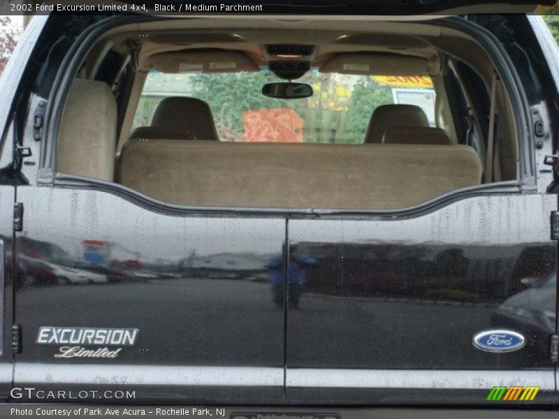 Black / Medium Parchment 2002 Ford Excursion Limited 4x4