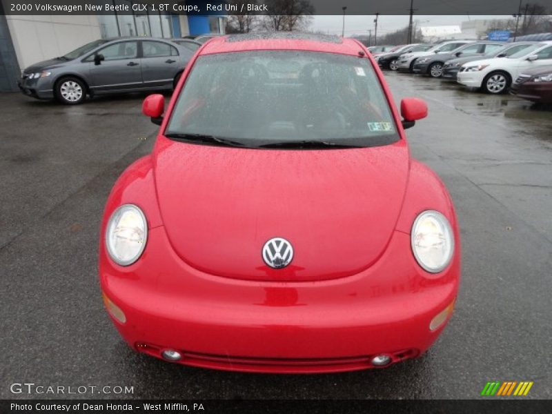 Red Uni / Black 2000 Volkswagen New Beetle GLX 1.8T Coupe
