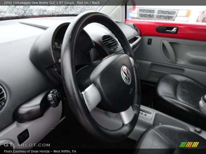 Red Uni / Black 2000 Volkswagen New Beetle GLX 1.8T Coupe