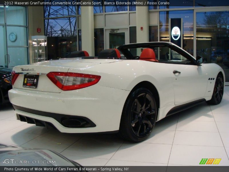 Bianco Eldorado (White) / Rosso Corallo 2012 Maserati GranTurismo Convertible GranCabrio Sport