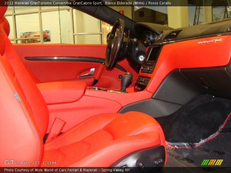 Bianco Eldorado (White) / Rosso Corallo 2012 Maserati GranTurismo Convertible GranCabrio Sport
