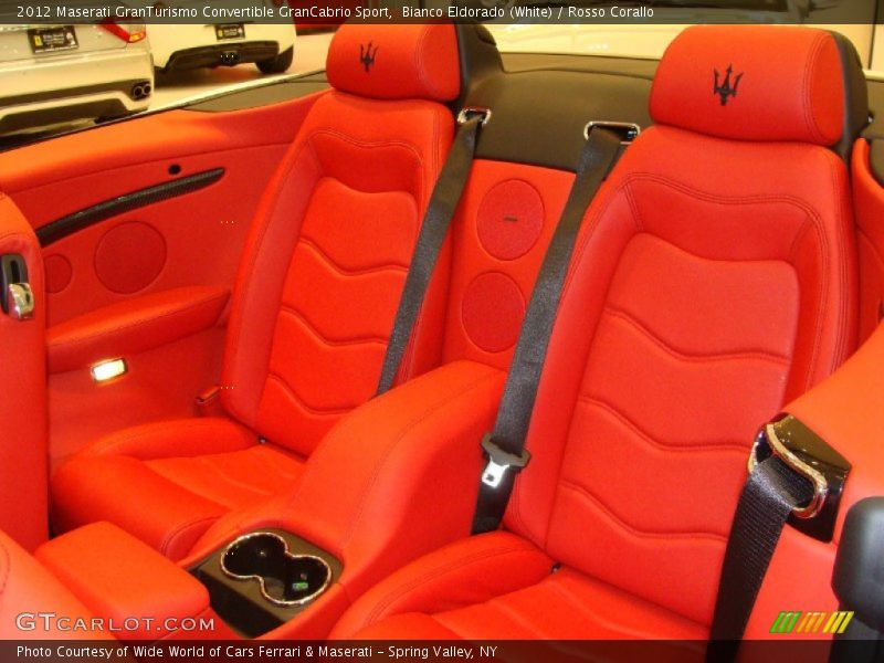Rear passengers seats in Rosso Corallo - 2012 Maserati GranTurismo Convertible GranCabrio Sport