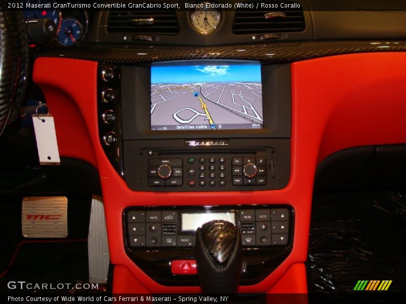 Bianco Eldorado (White) / Rosso Corallo 2012 Maserati GranTurismo Convertible GranCabrio Sport